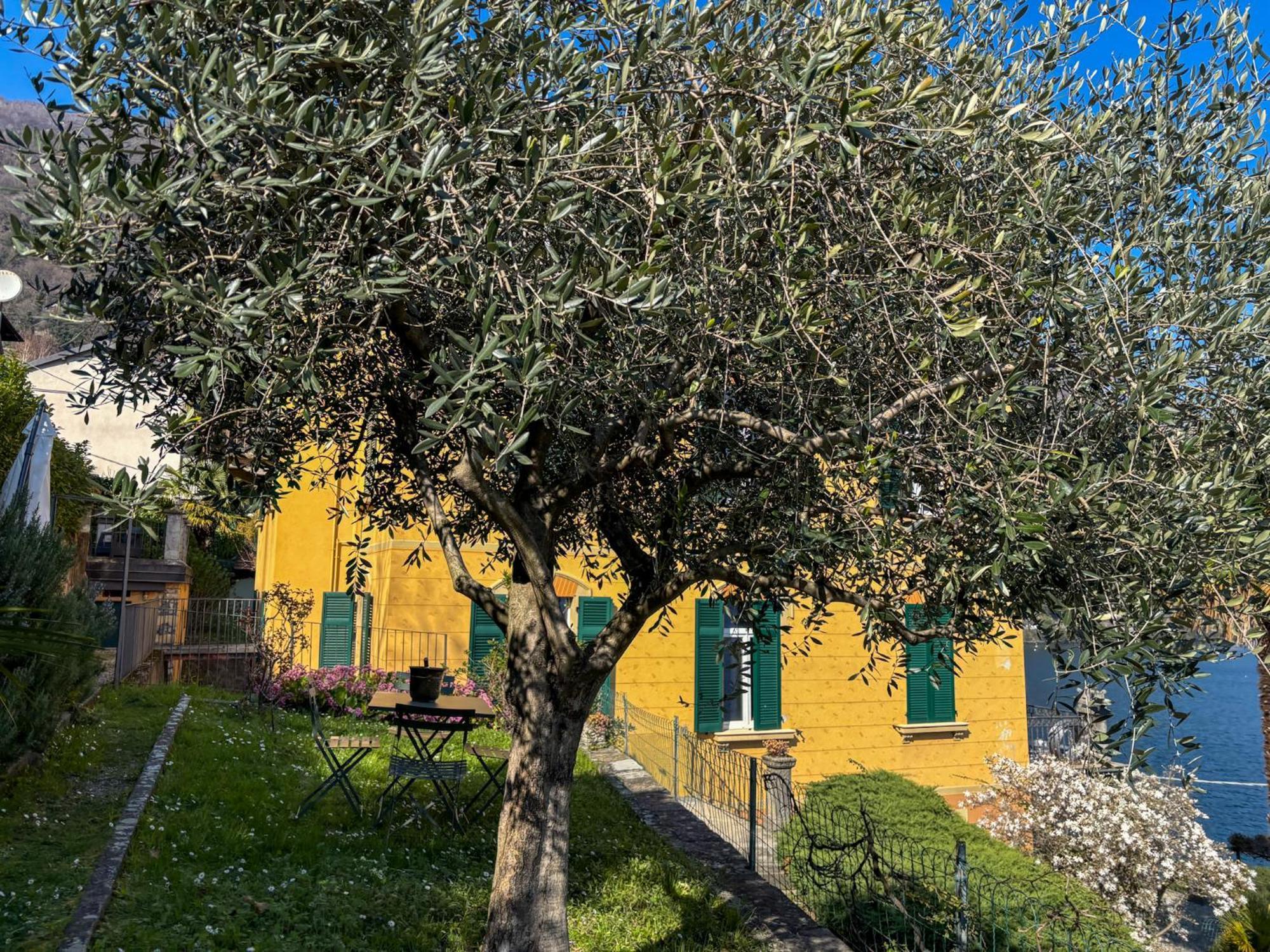 Villa Peroni Argegno - View House Exterior foto